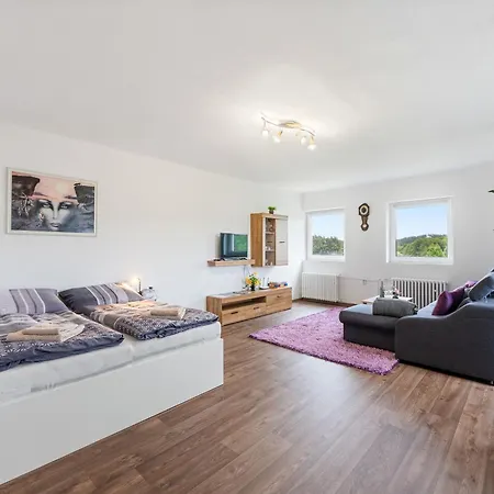 Happy By Interhome شقة Hradesice